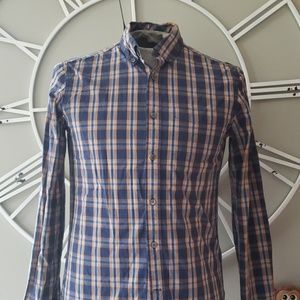 Plaid GAP shirt, medium